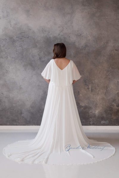 Photo Plus size beach wedding dress Berta