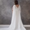 Photo Plus size wedding dress Taya