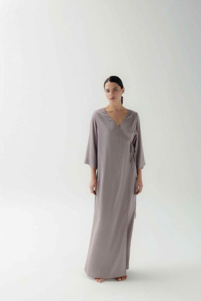 Photo Elegant Satin Wrap Dress Robe