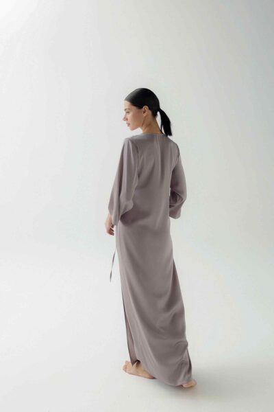 Photo Elegant Satin Wrap Dress Robe