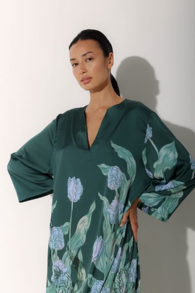 Photo Emerald Green Satin Kaftan Dress with Floral Print