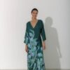 Photo Emerald Green Satin Wrap Robe: Luxury and Comfort
