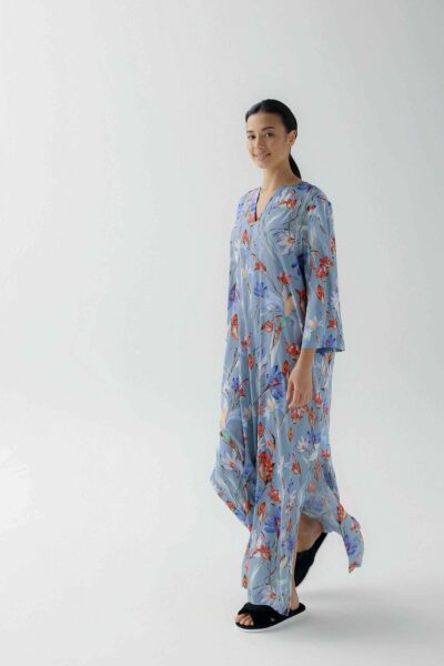 Photo Exquisite Satin Kaftan Dress with Floral Print