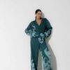 Photo Luxurious Dark Green Satin Pajama Set