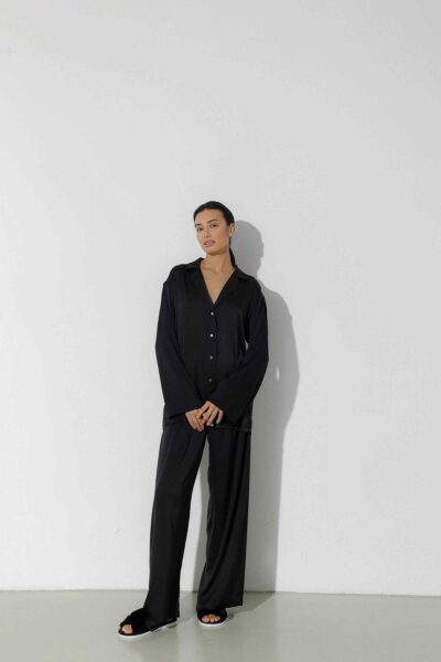 Photo Sophisticated Black Satin Pajama Set