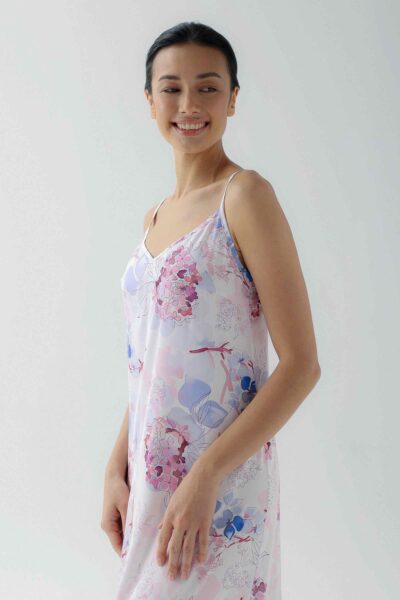 Photo Elegant Long Silk Shirt with Floral Print