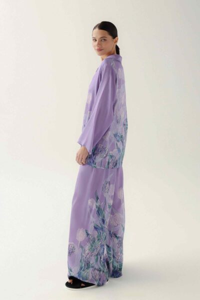 Photo Lilac Silk Pajama Set with Floral Print