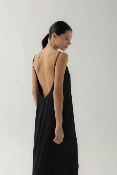 Photo Luxurious Black Silk Shirt