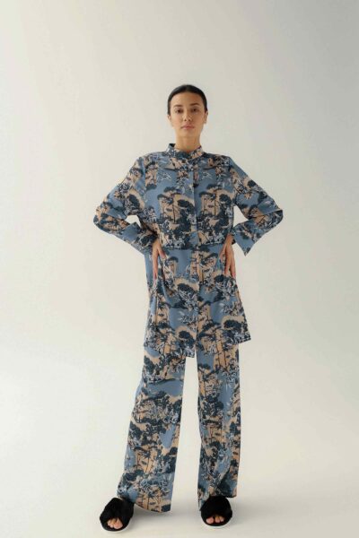 Photo Sophisticated Dark Gray Silk Pajama Set