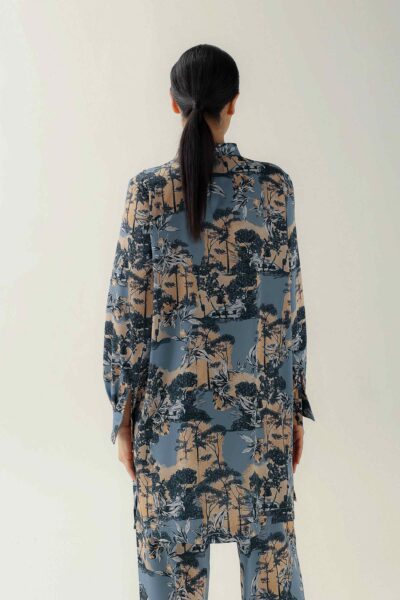 Photo Sophisticated Dark Gray Silk Pajama Set